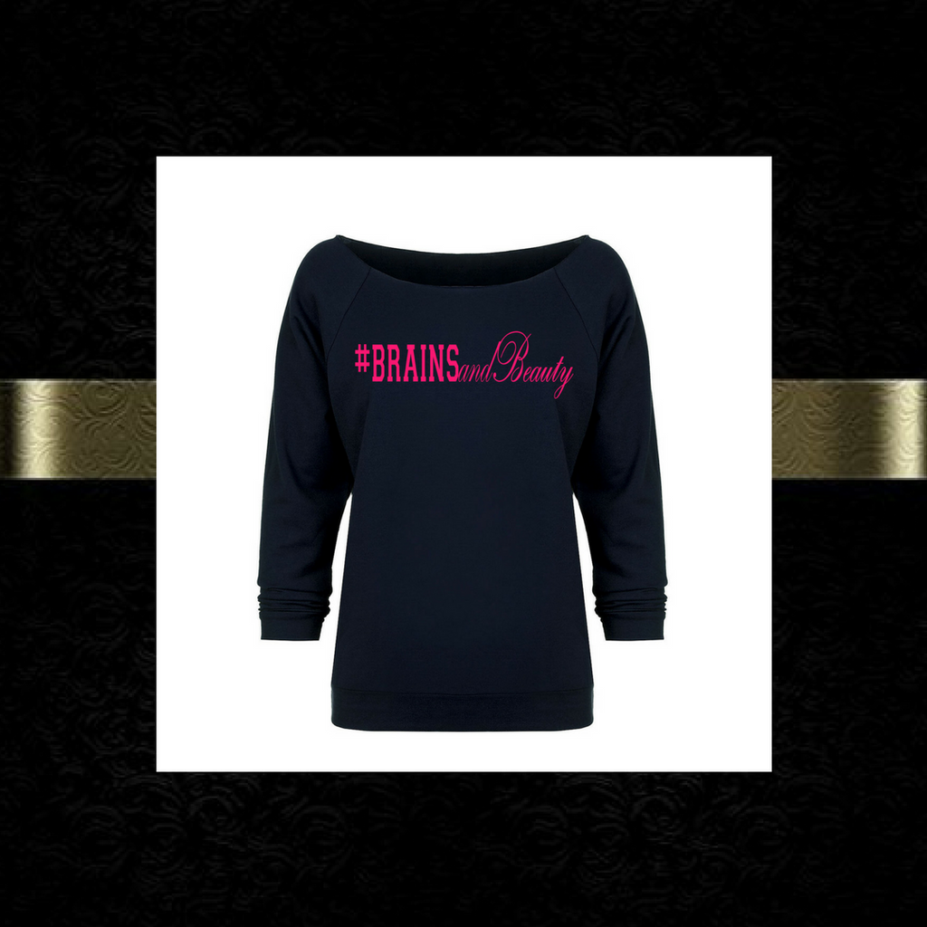 #BrainsandBeauty 📚💅🏾looseneck raglan