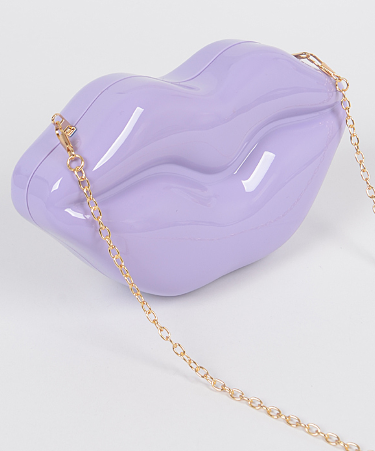 Lips Clutch with chain strap
